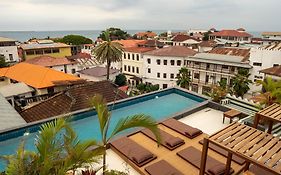 Dhow Palace Hotel